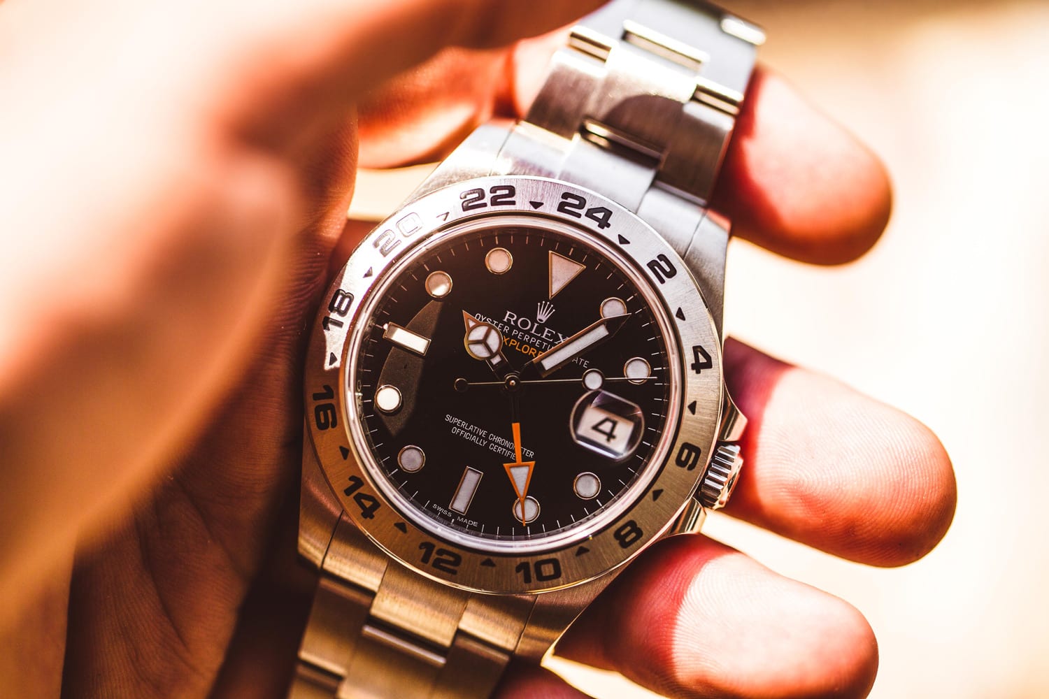 how to wind rolex submariner date