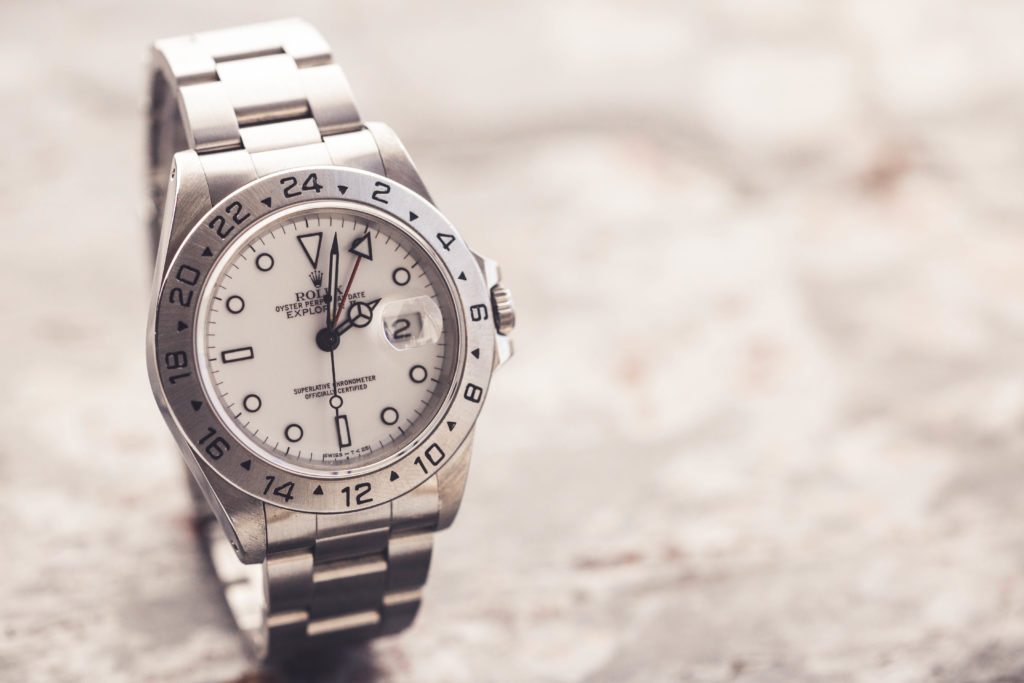 rolex keeps losing time